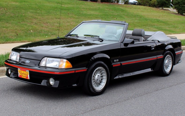 Ford Mustang Convertible 1987