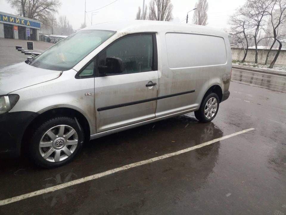 В Киеве угнали Volkswagen Caddy