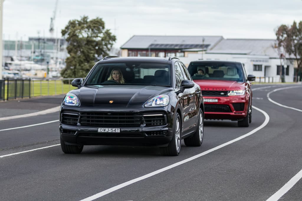 Land Rover Range Rover (2014) и Porsche Cayenne (2014)