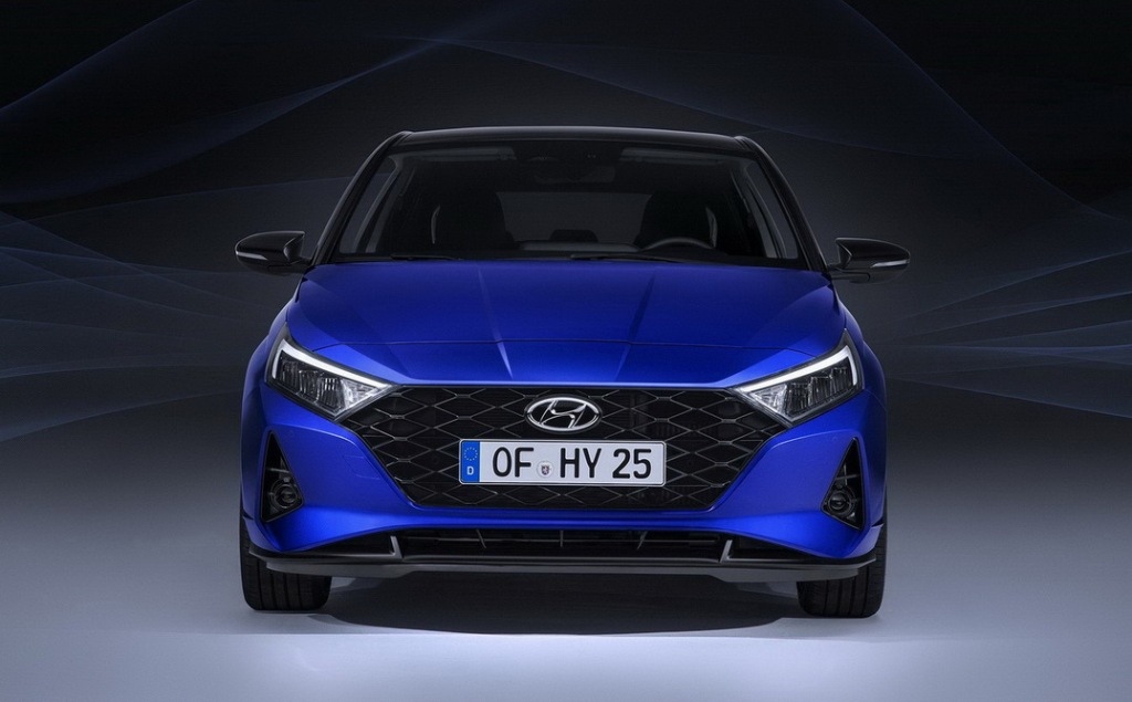 Обновленный хэтчбек Hyundai i20 заметно изменился и стал более экспрессивным и динамичным