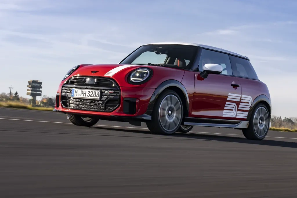 Mini присвятив новинку історичній перемозі у Монте-Карло