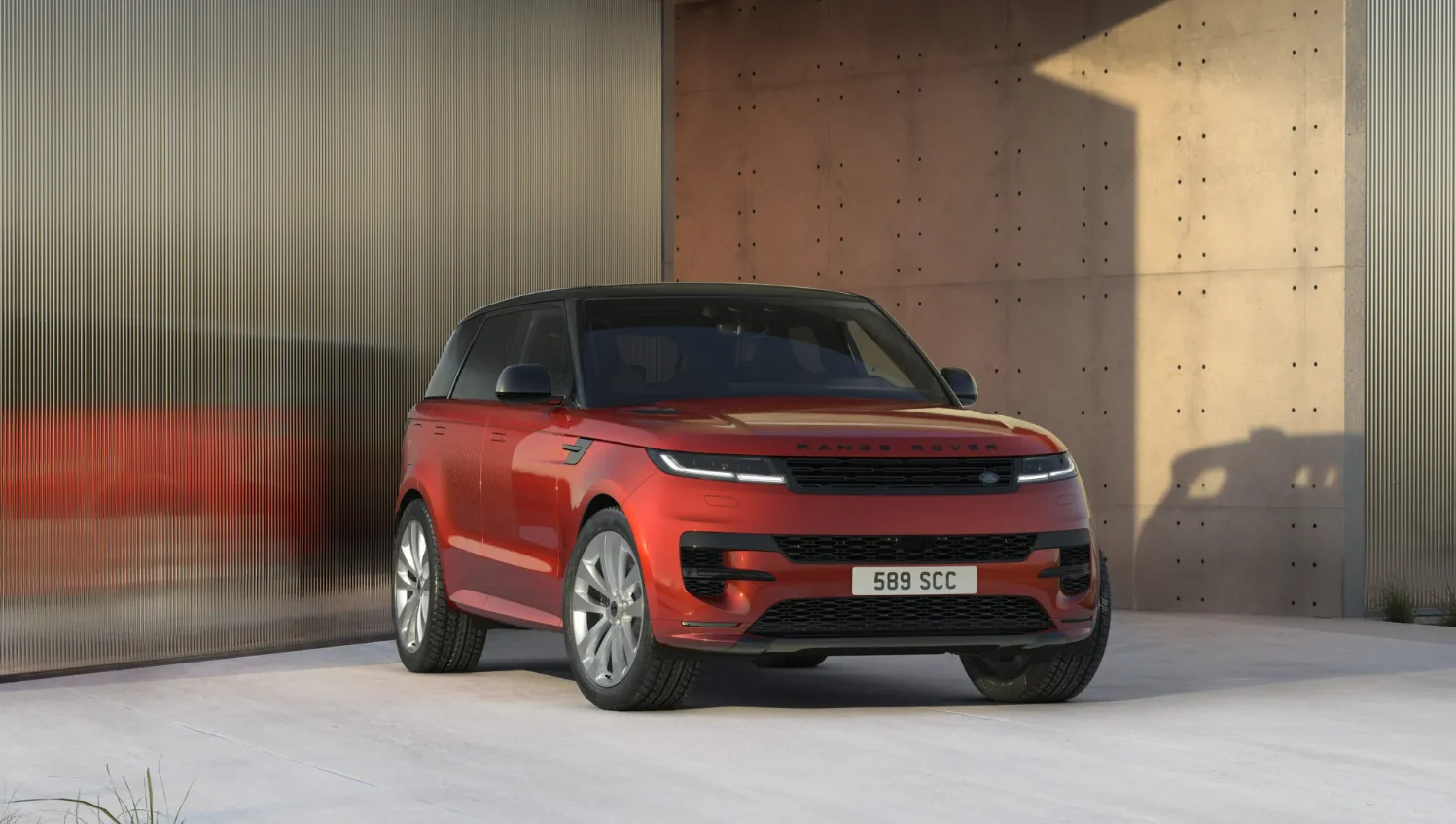 Range Rover Sport випустив ювілейну версію з ретродизайном та потужним V8