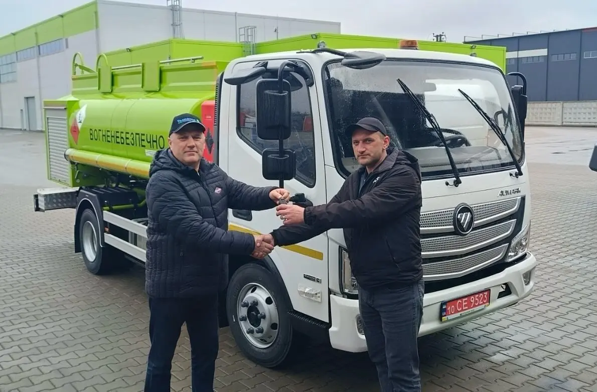  В Україні зростає попит на автопаливозаправники на шасі Foton