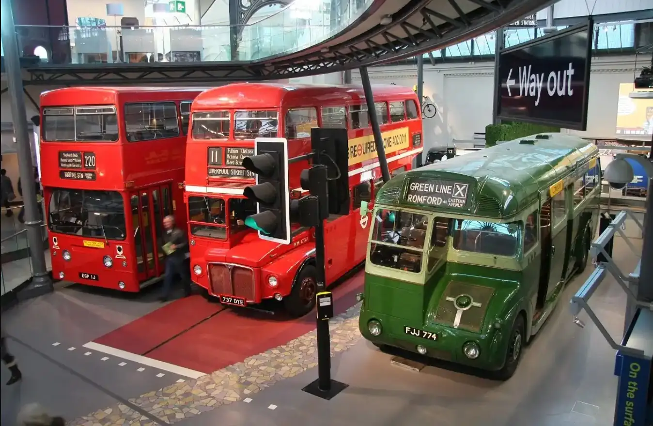 У Лондонському музеї транспорту представлені унікальні автобуси