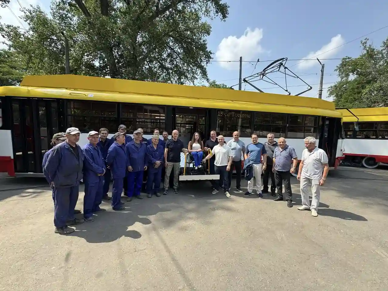 В Одесі показали оновлений трамвай Tatra з оригінальним рішенням