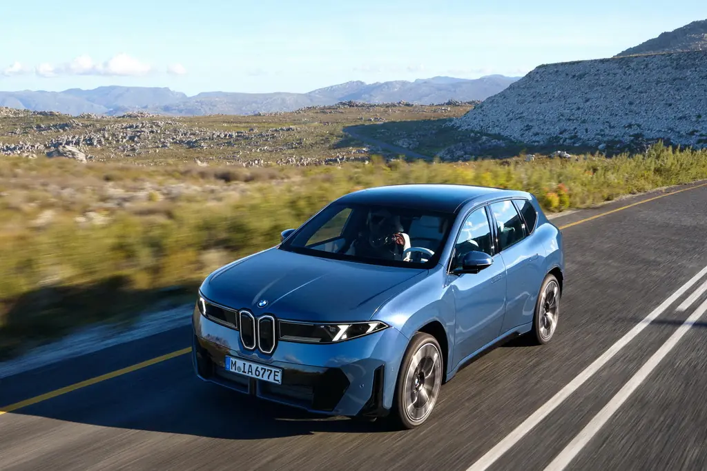 BMW iX3 знищує стереотипи про електрокари