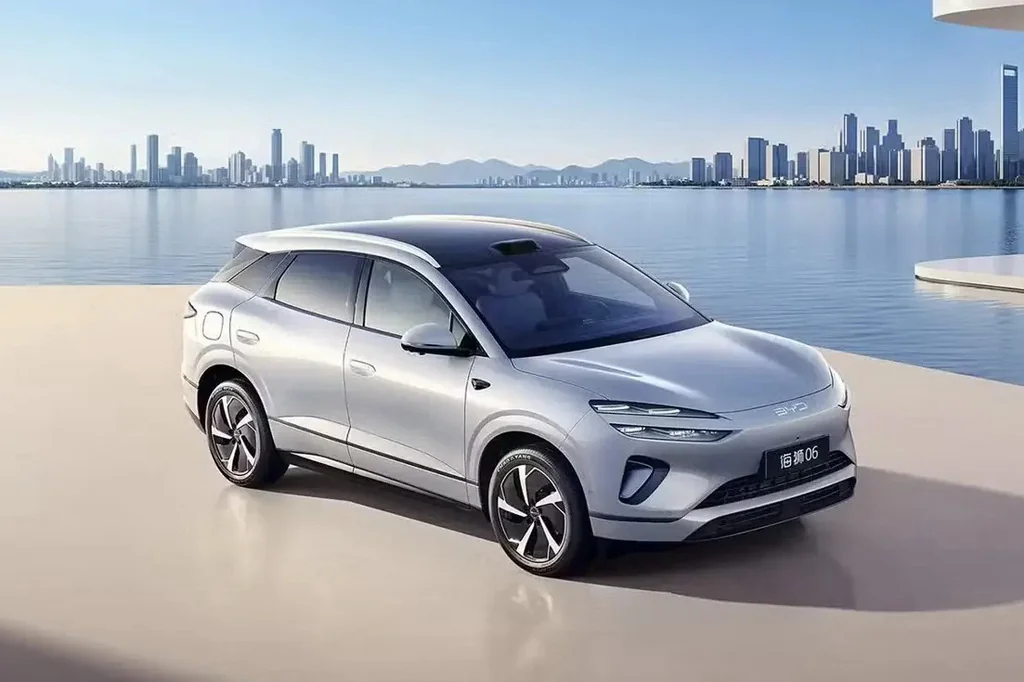 BYD представив гібридний кросовер Sealion 06 DM-i