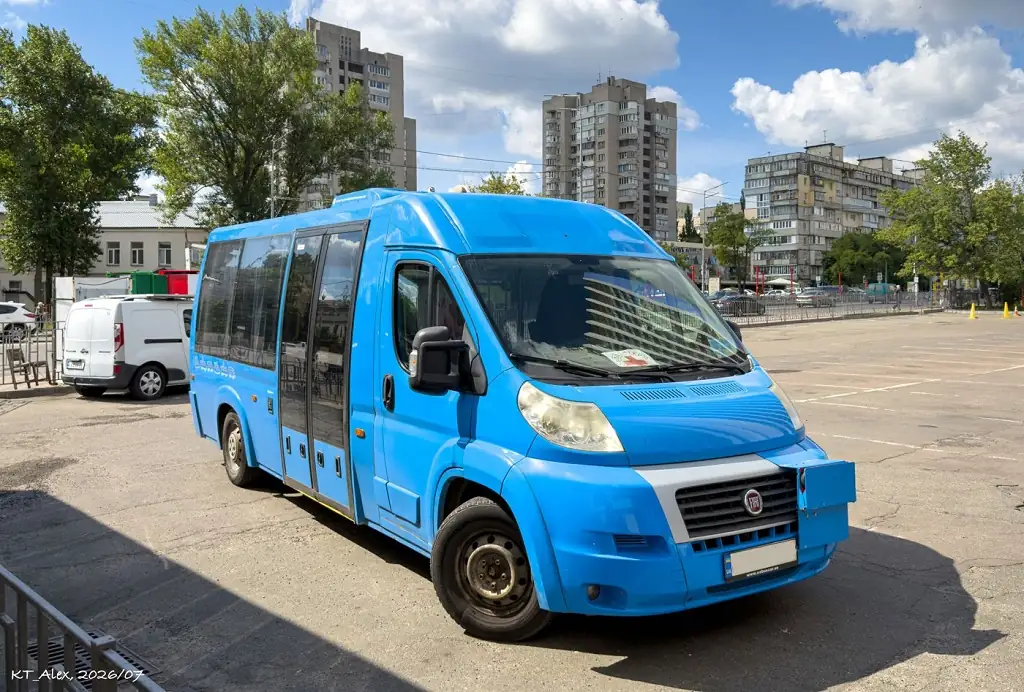 У Києві помічено незвичайний автобус на базі Fiat Ducato