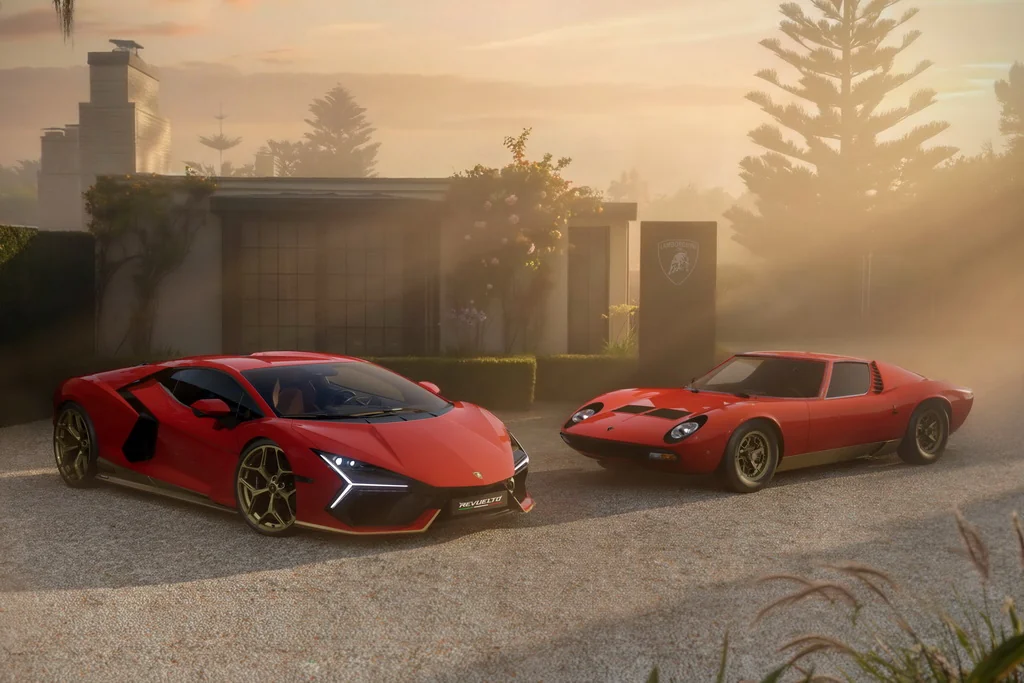 Lamborghini випустить супергібрид Revuelto на честь культової Miura Lamborghini випустить супергібрид Revuelto на честь культової Miura