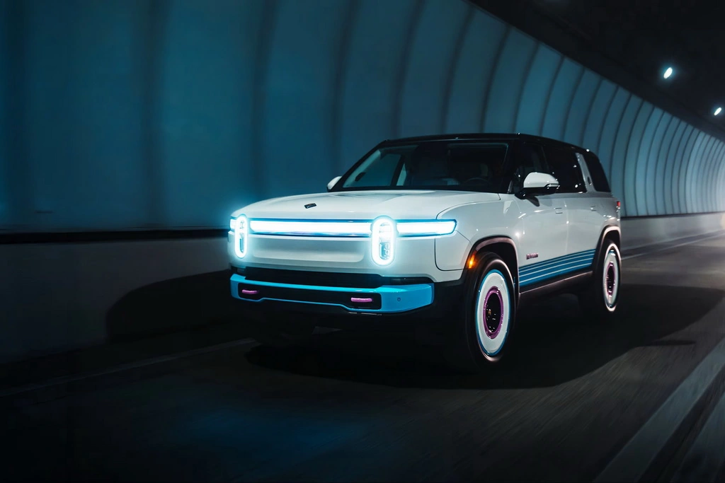 Rivian випустить лімітовану версію R1S Miami Edition Rivian випустить лімітовану версію R1S Miami Edition