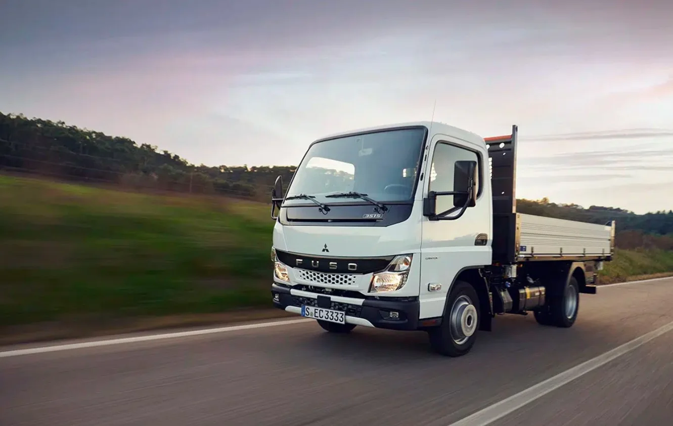 На український ринок виходять легкі вантажівки Fuso Canter На український ринок виходять легкі вантажівки Fuso Canter