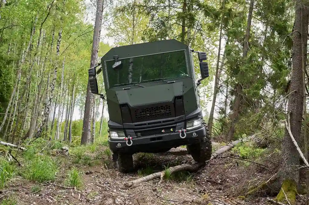 Компанія Scania розкрила подробиці інноваційних армійських вантажівок Компанія Scania розкрила подробиці інноваційних армійських вантажівок